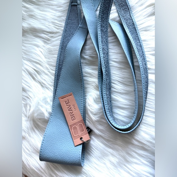 BRAVE Leather - Baby Blue Pebbled Leather MANANA - Picture 5 of 12